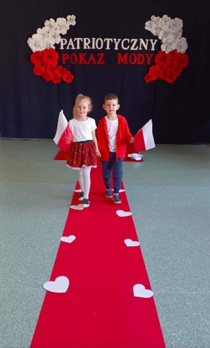 received_676779646959937