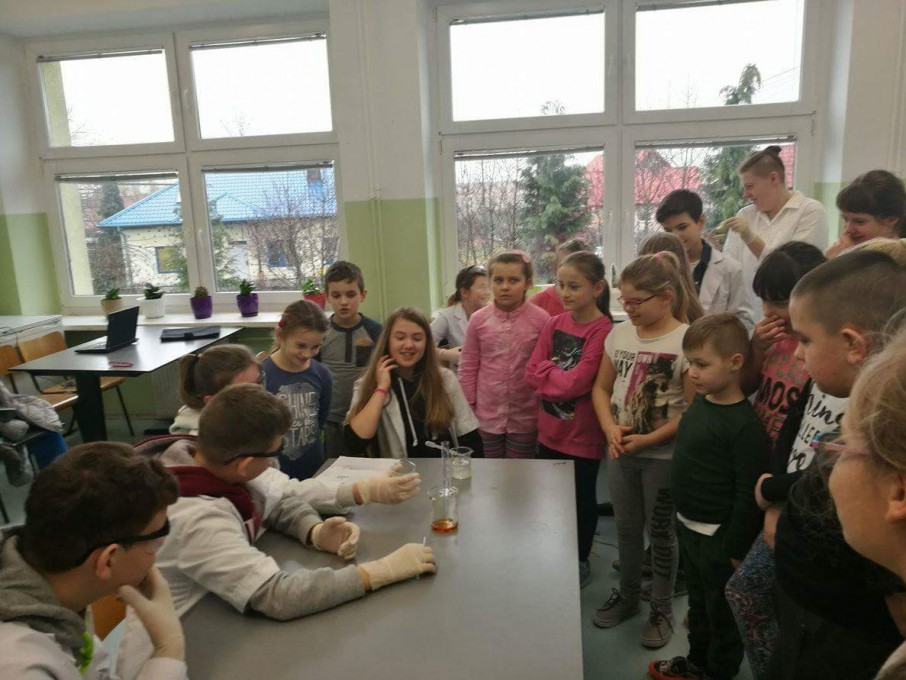 received_443037282754344