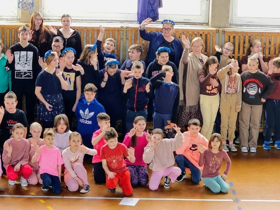 received_748916606645008~3