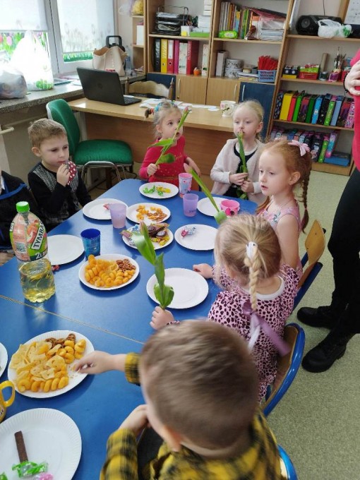 received_588698759794049