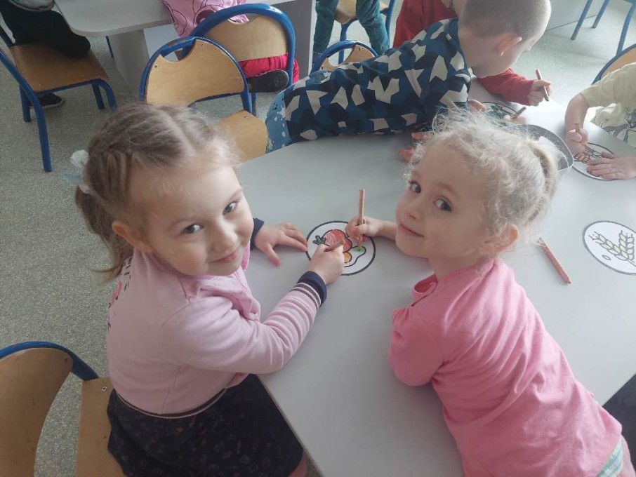 received_729359348685766