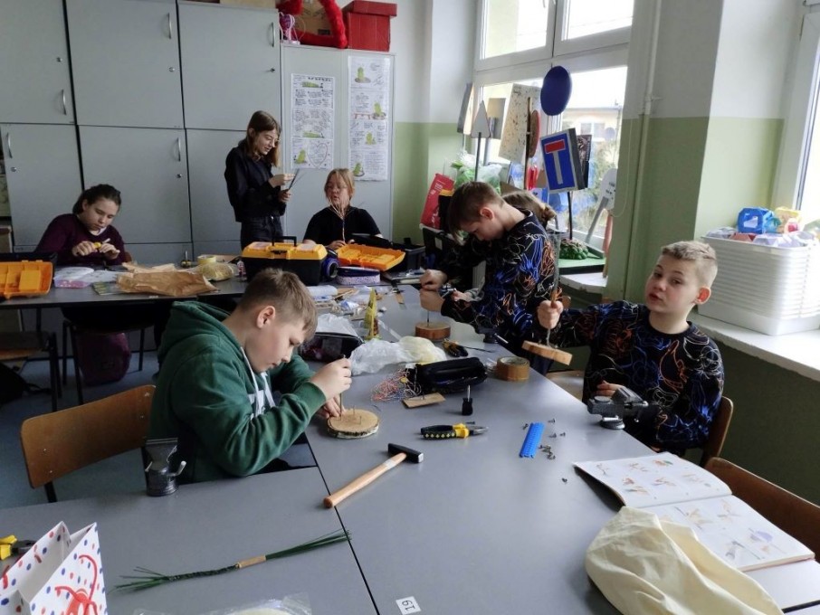 received_781232056721196