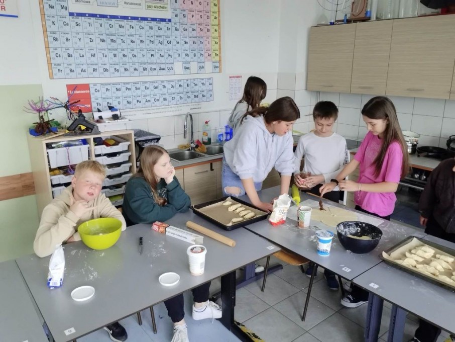 345888772_1449554945781147_7893907542421479782_n