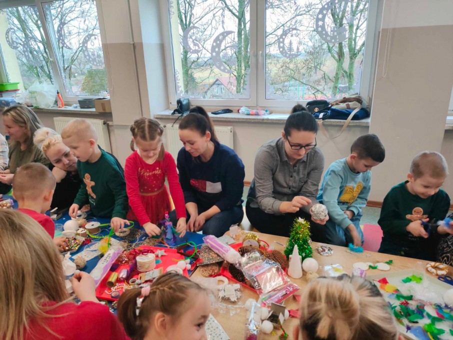 received_1604596450346195