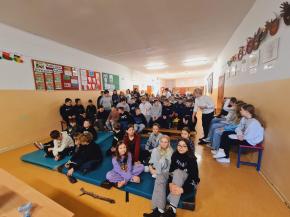 Przedstawienie profilaktyczne Kliknij - zaakceptuj.