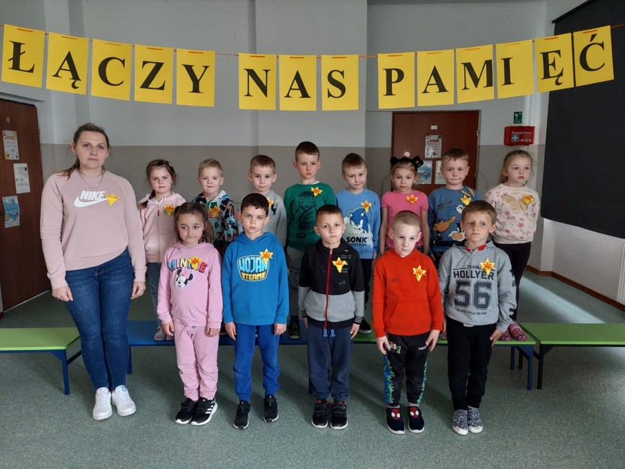 Łączy nas pamięć (15)