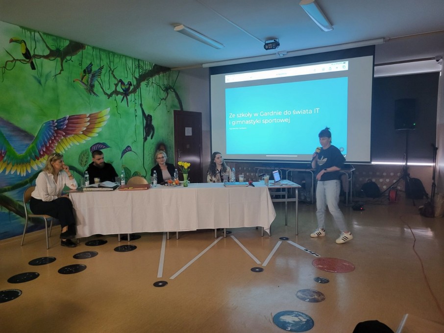 Spotkanie z absolwentami 2024 (15)