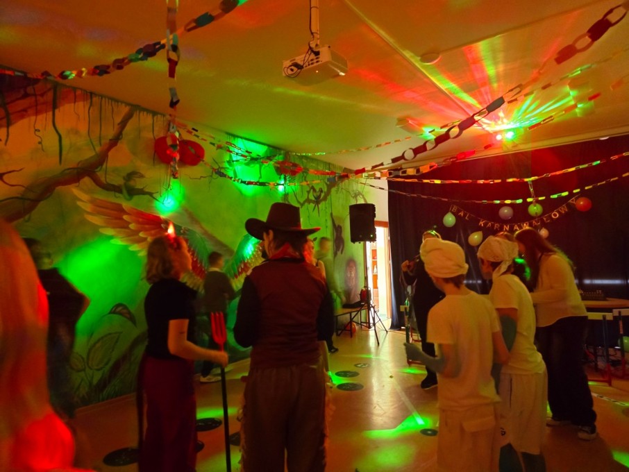 zabawa karnawałowa (1)