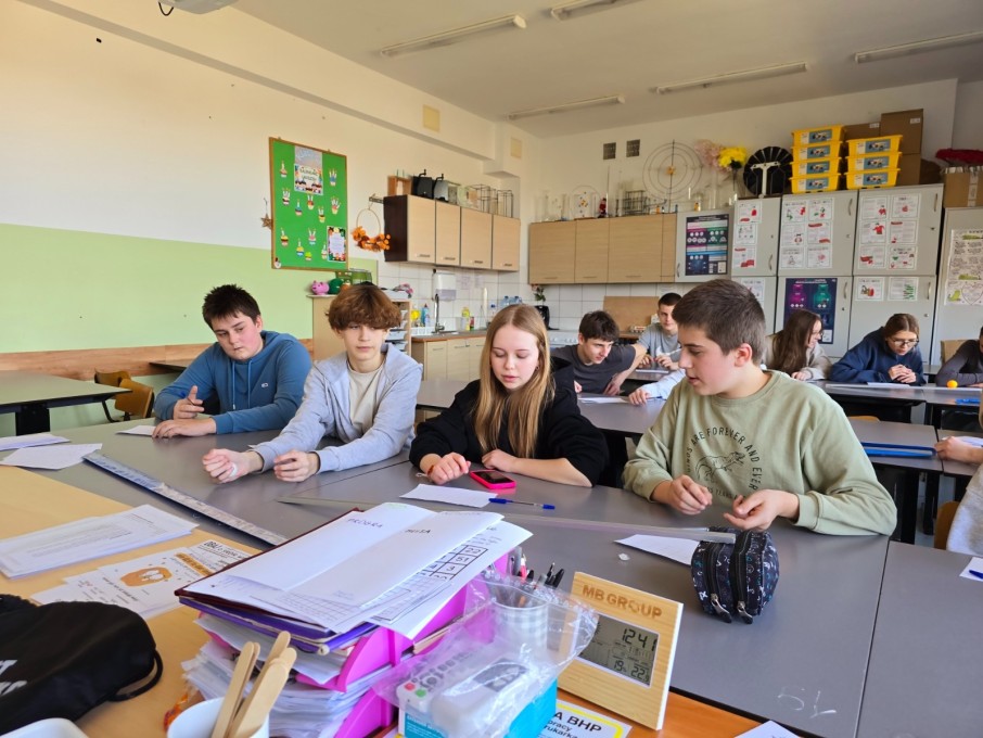 Badanie ruchu jednostajnie przyspiszonego (6)