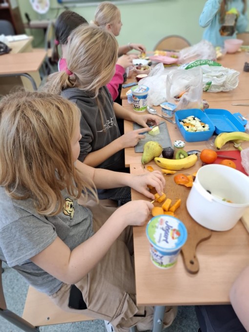 Piramida zdrowego żywienia (4)