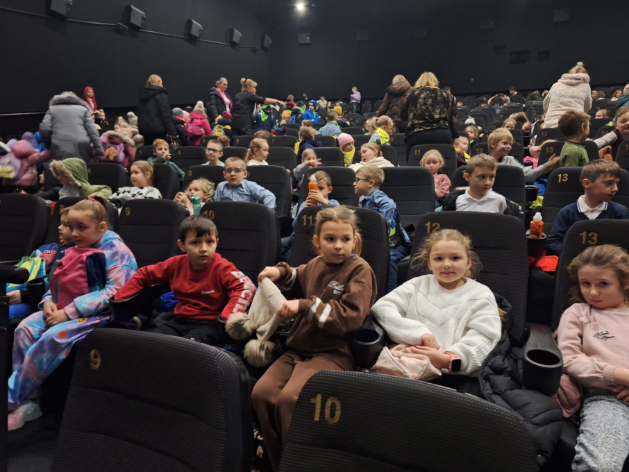 „Dziadek do orzechów, dwa królestwa” (10)