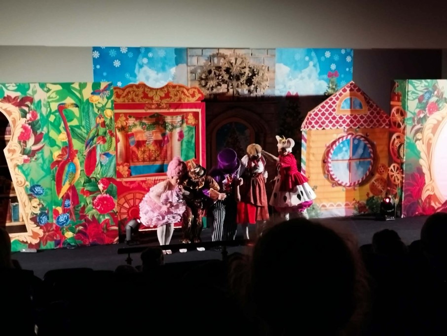 71cdaa856e2245dfdd1382096cb292e6