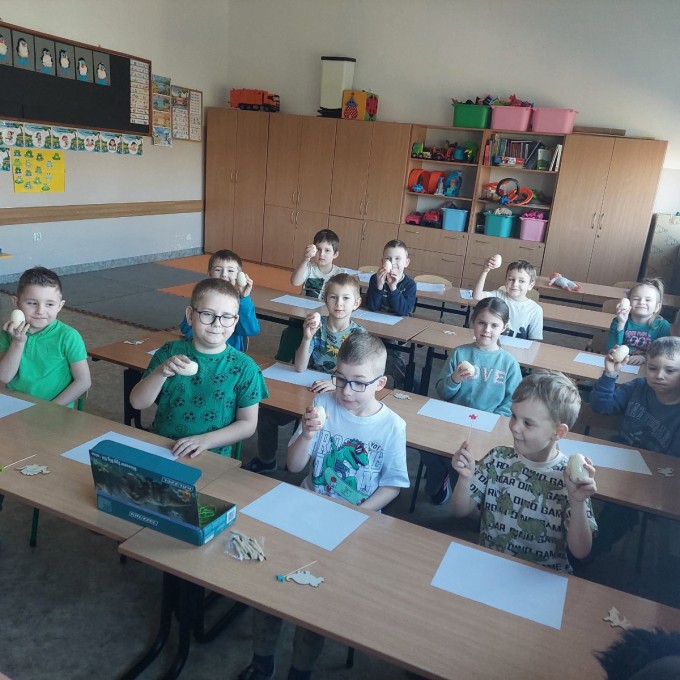 fc3e678513f715240e3b863d5673558d